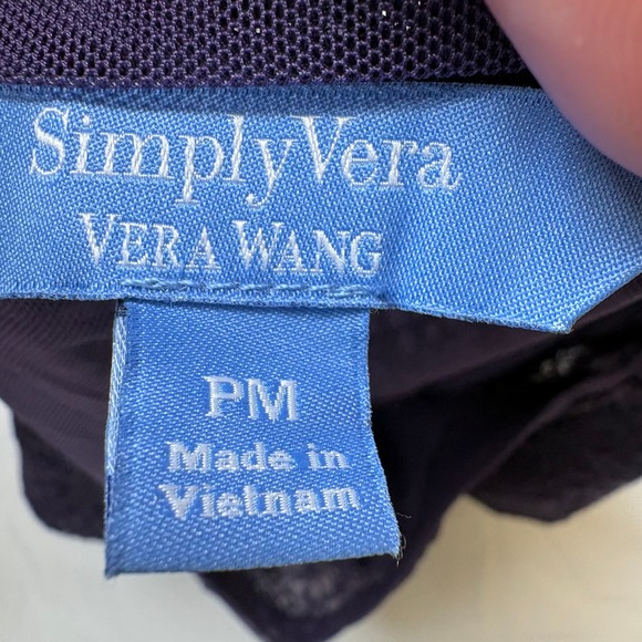 Simply Vera Vera Wang Purple Lace Yoke Flutter Sleeve Womens Top Size PM Petite - Picture 5 of 11